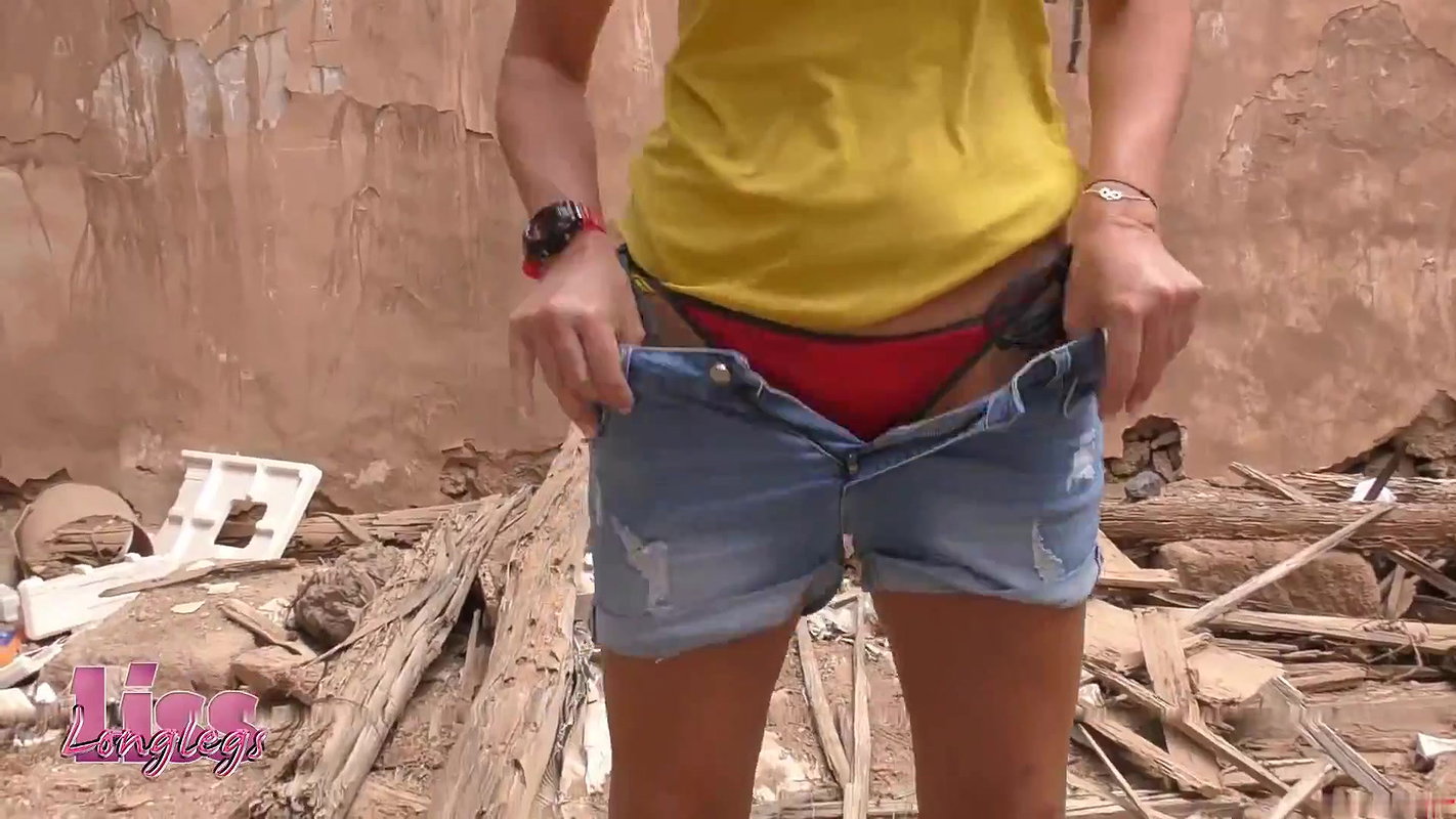 issLonglegs In Birki Schl ppchen Outdoor gepinkelt