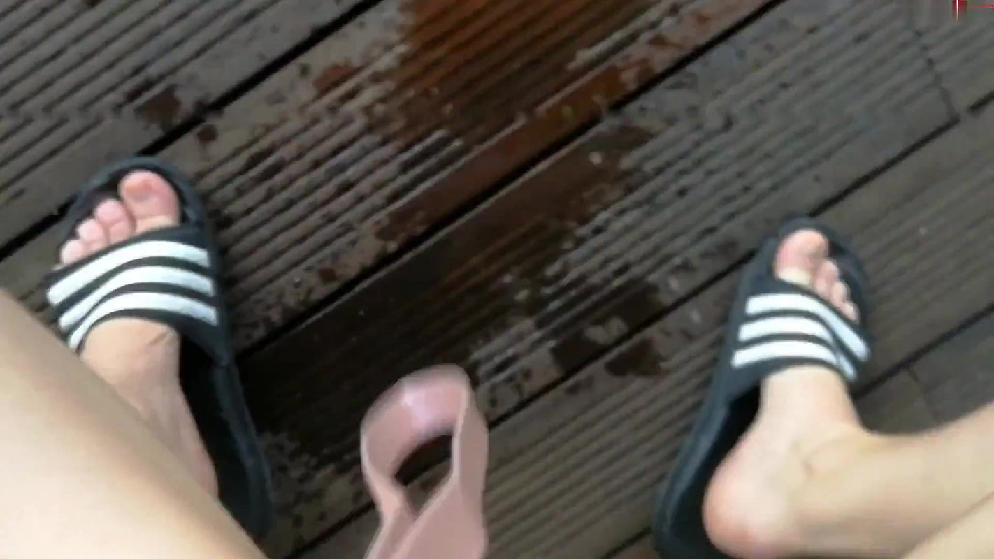 Kitty Lou Mein erster Outdoor Squirt