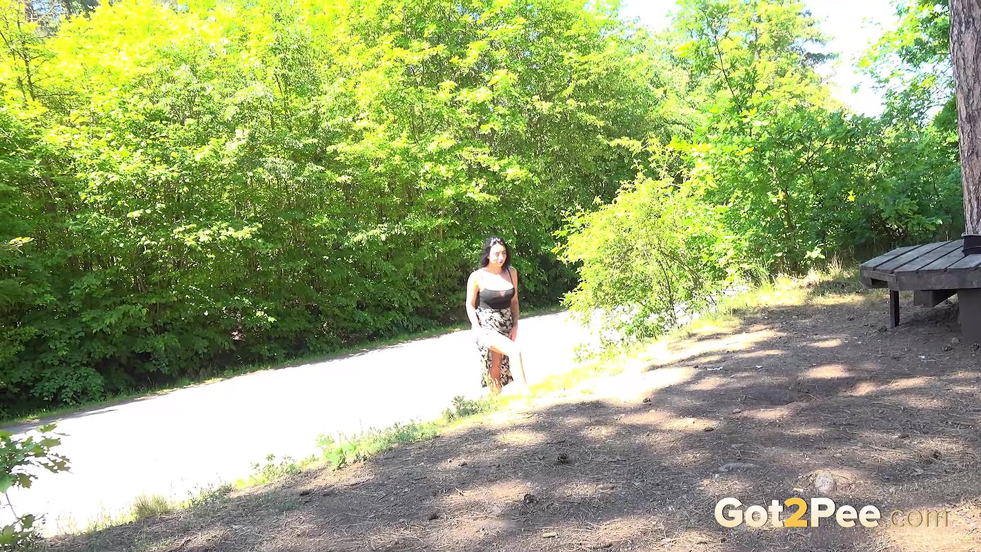 Legs Up To Pee 1080p Got2Pee