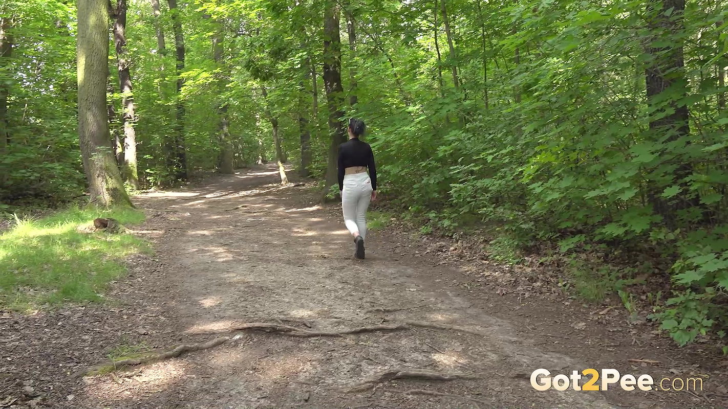 Letting Loose 1080p Got2Pee