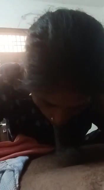 Showing boobs and giving blowjob to lover 4 clips