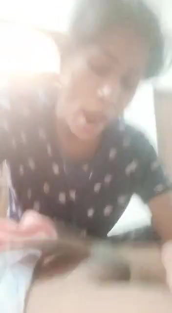 Showing boobs and giving blowjob to lover 4 clips