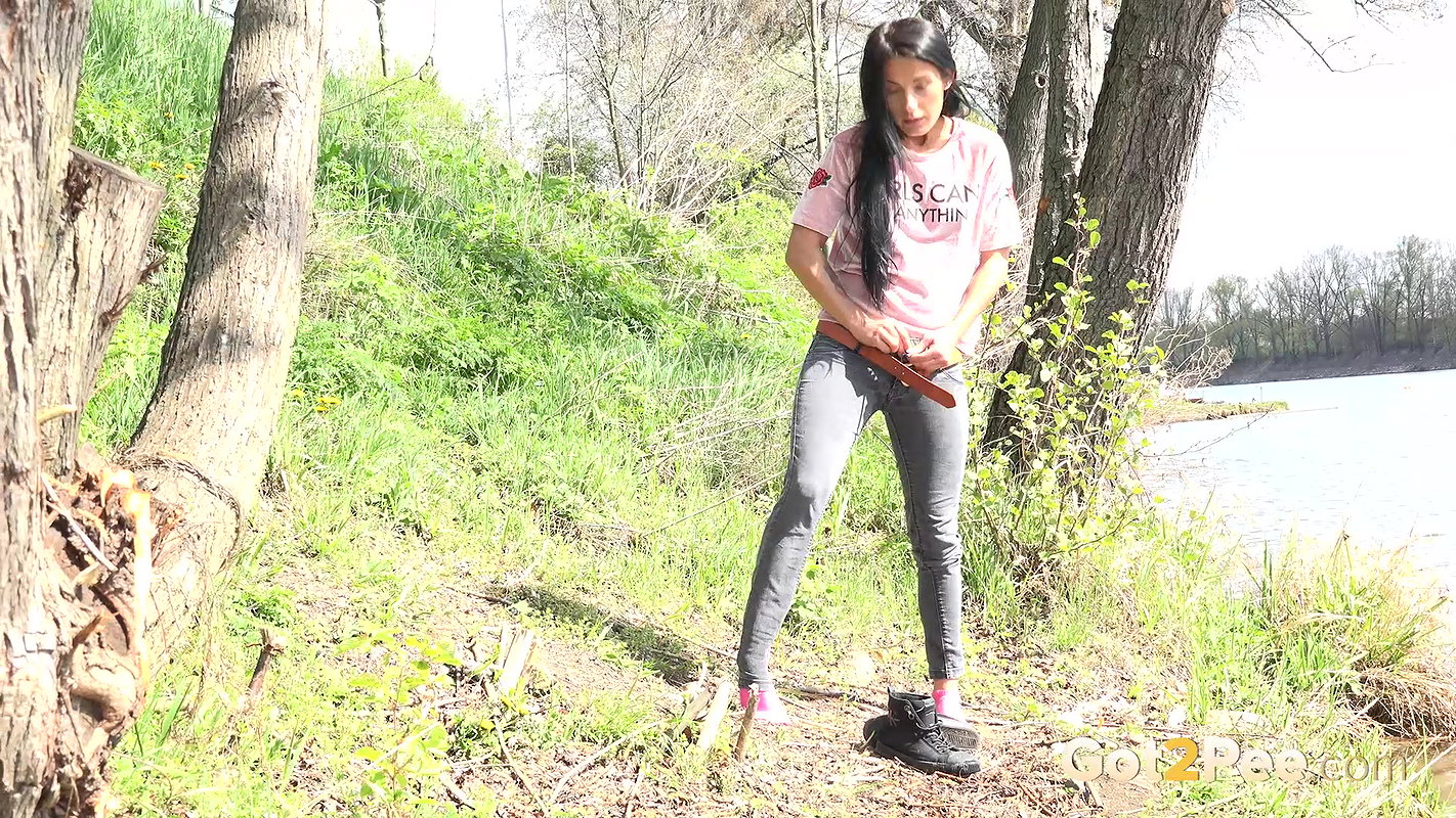 Long Legged Lexi 1080p Got2Pee