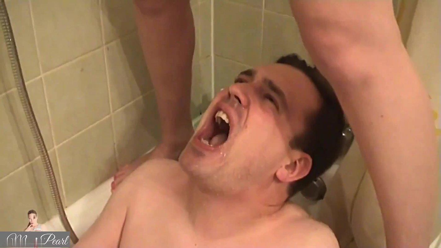 MaviePearl Pissflut mit Busch f r mutigen User