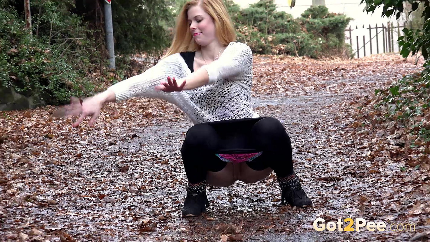 Muddy Puddle 1080p Got2Pee mp4