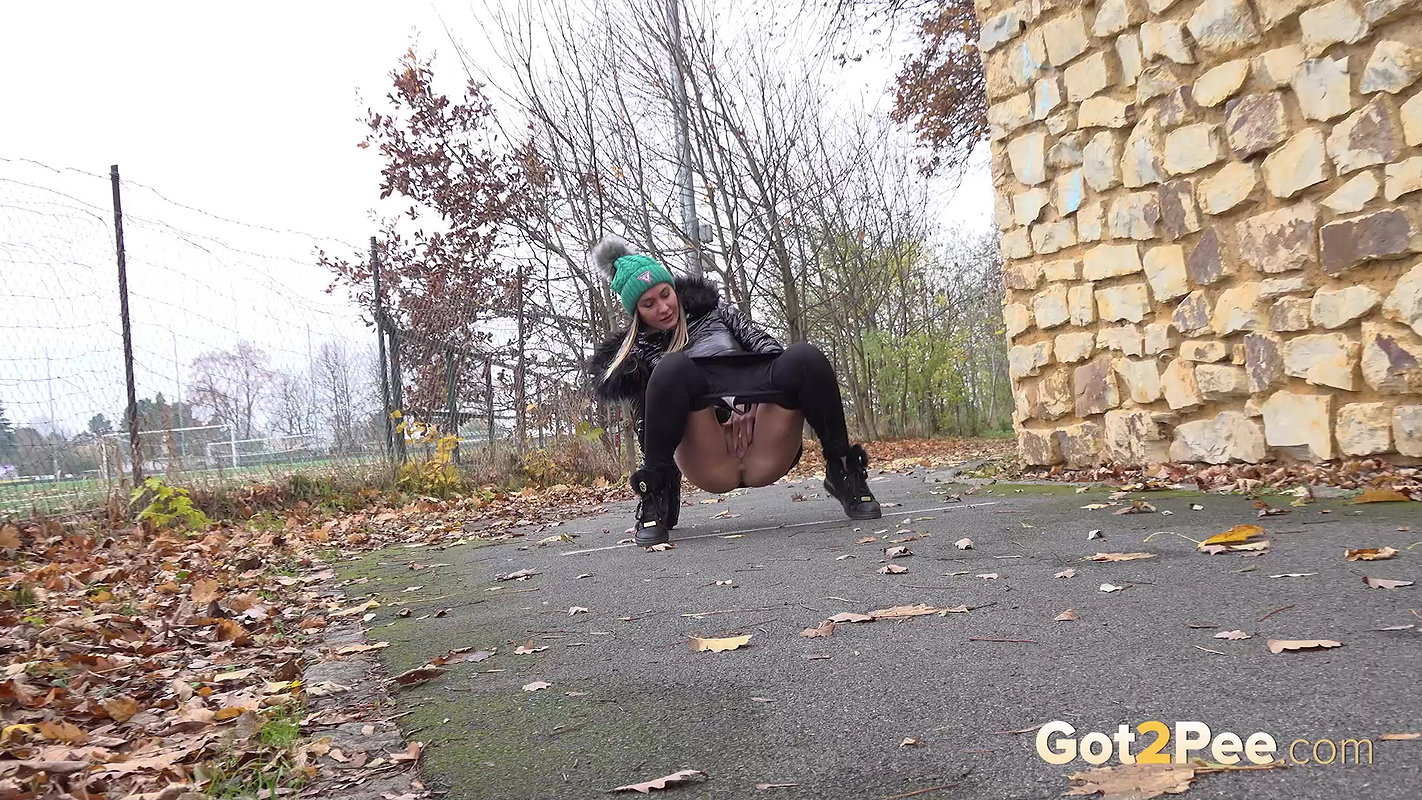 Naomi Benet Squats To Piss Outside In Suburbs Got2pee