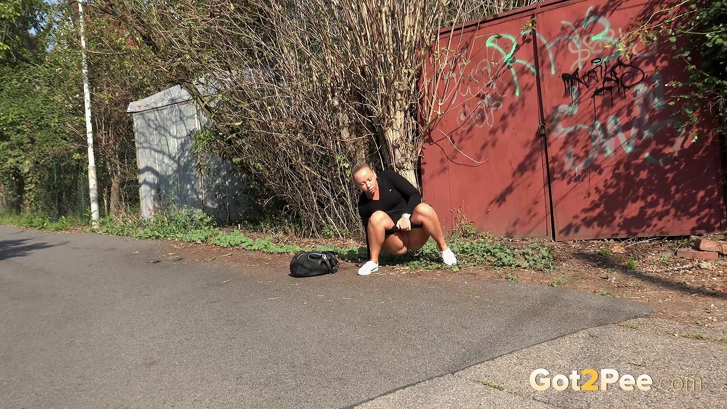 Naomi In The Wild 1080p Got2Pee mp4