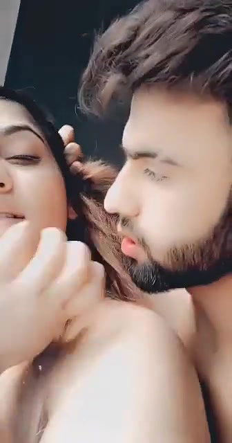 Desi Lover fucking in standing position