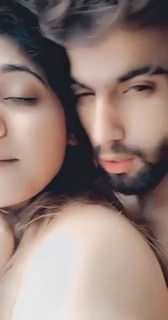 Desi Lover fucking in standing position