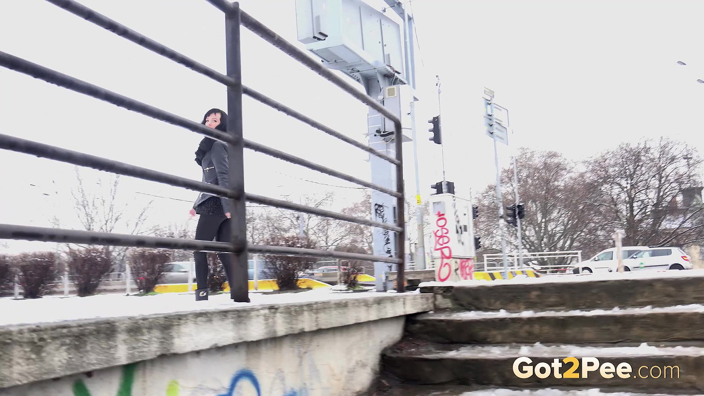 Only Black 1080p Got2Pee Com