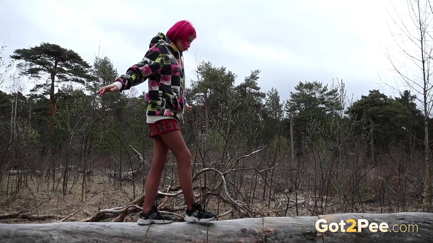 Over The Bark 1080p Got2Pee