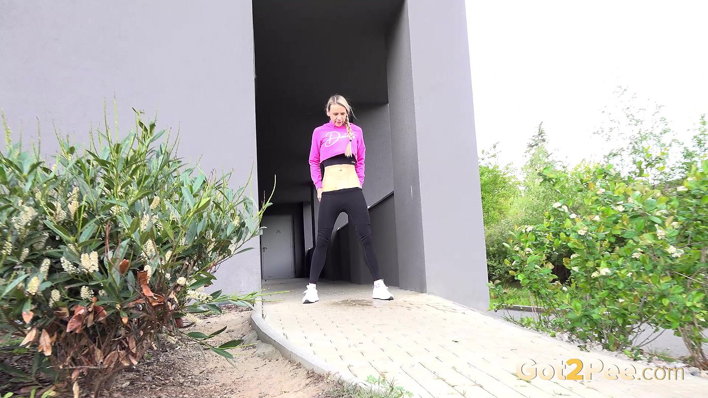 Pee Break 1080p Got2Pee