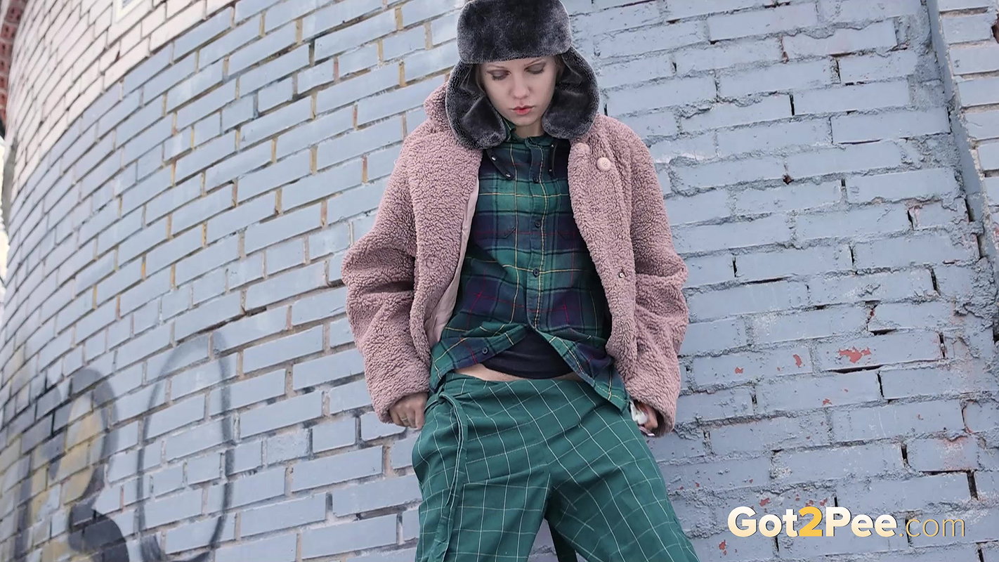 Pee Video All Wrapped Up Got2pee
