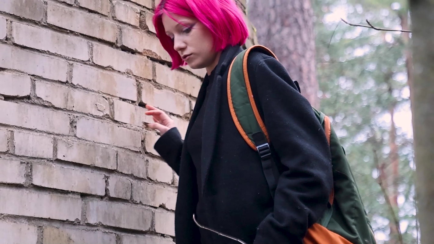 Pink Haired Pisser 1080p Got2Pee