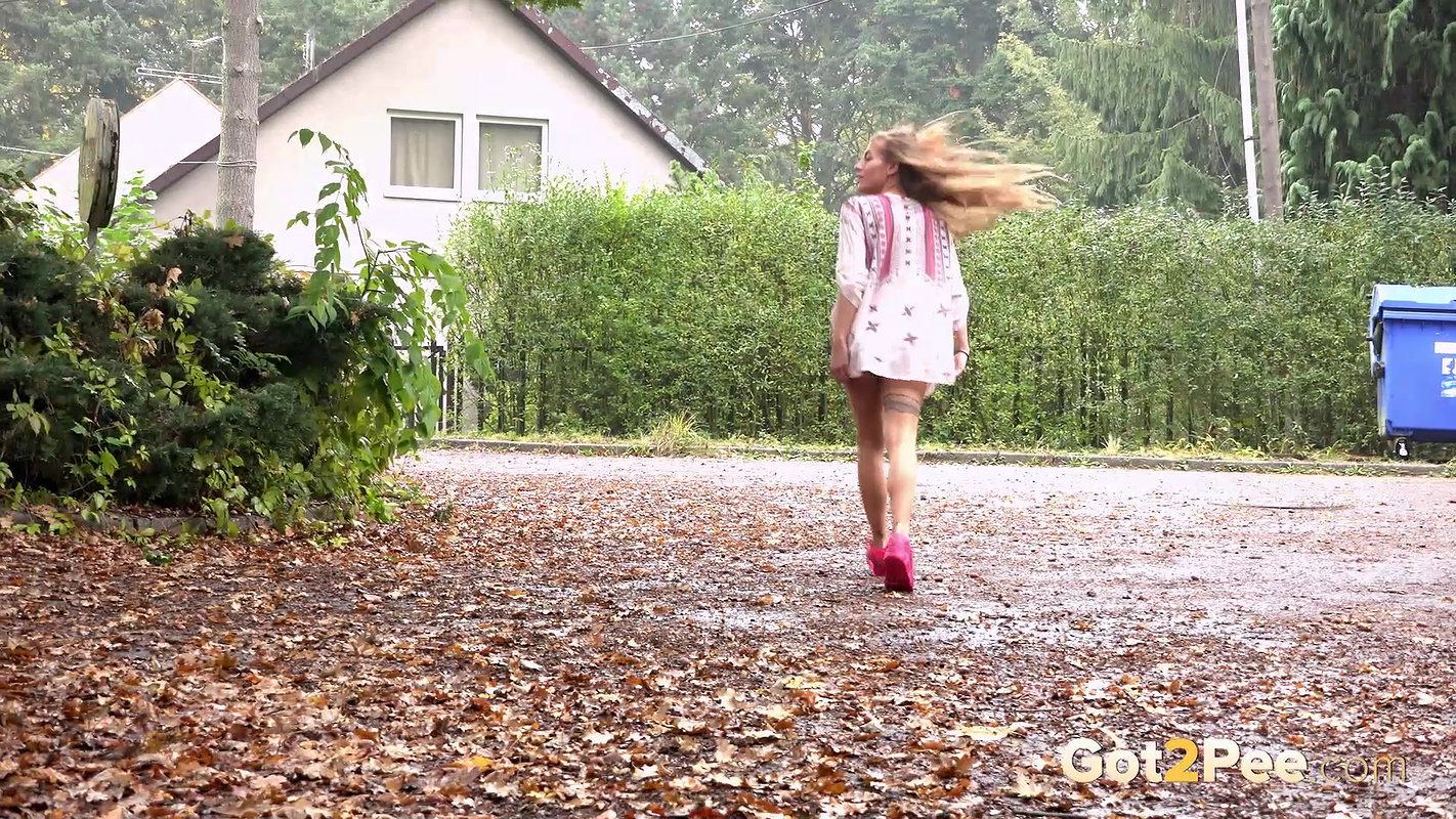 Pink Pissing 1080p Got2Pee mp4