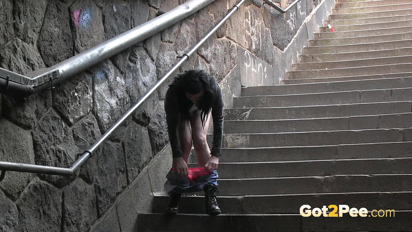 Piss This Out 1080p Got2pee Com