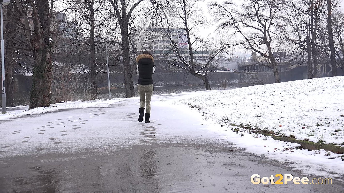 Pissed Snow 1080p Got2Pee Com
