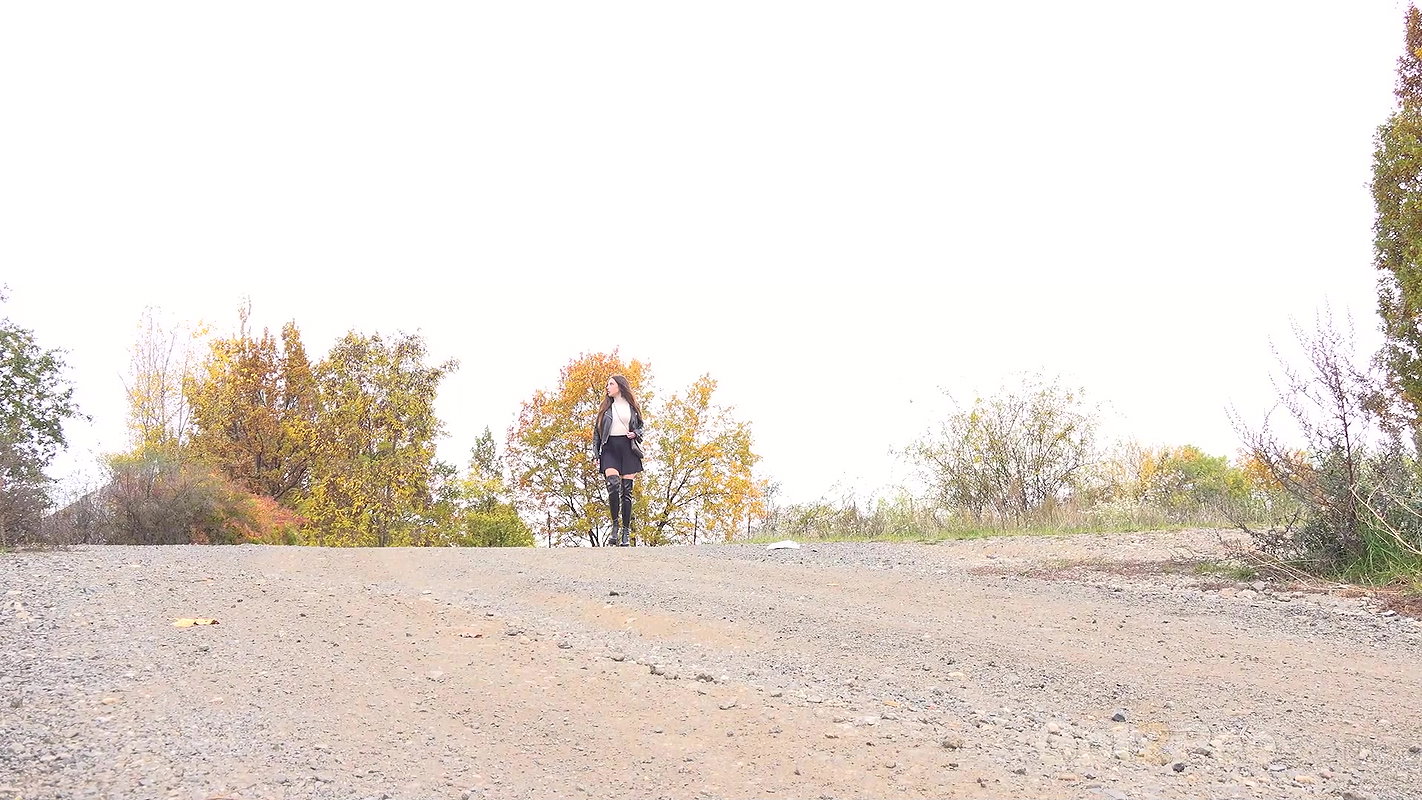 Pissing In Thigh Boots 1080p Got2Pee
