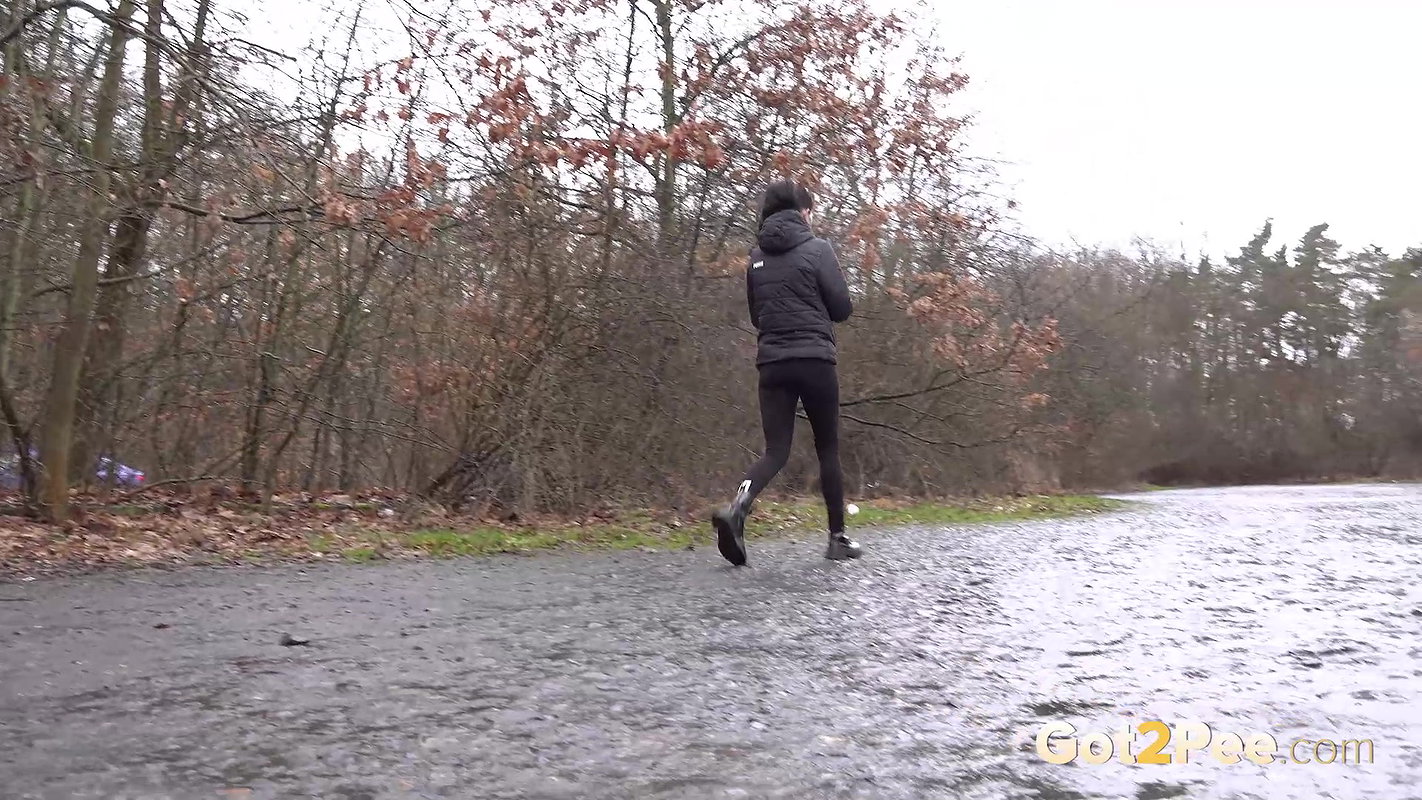 Raven Haired Ali B Squats And Pees Outside Got2pee