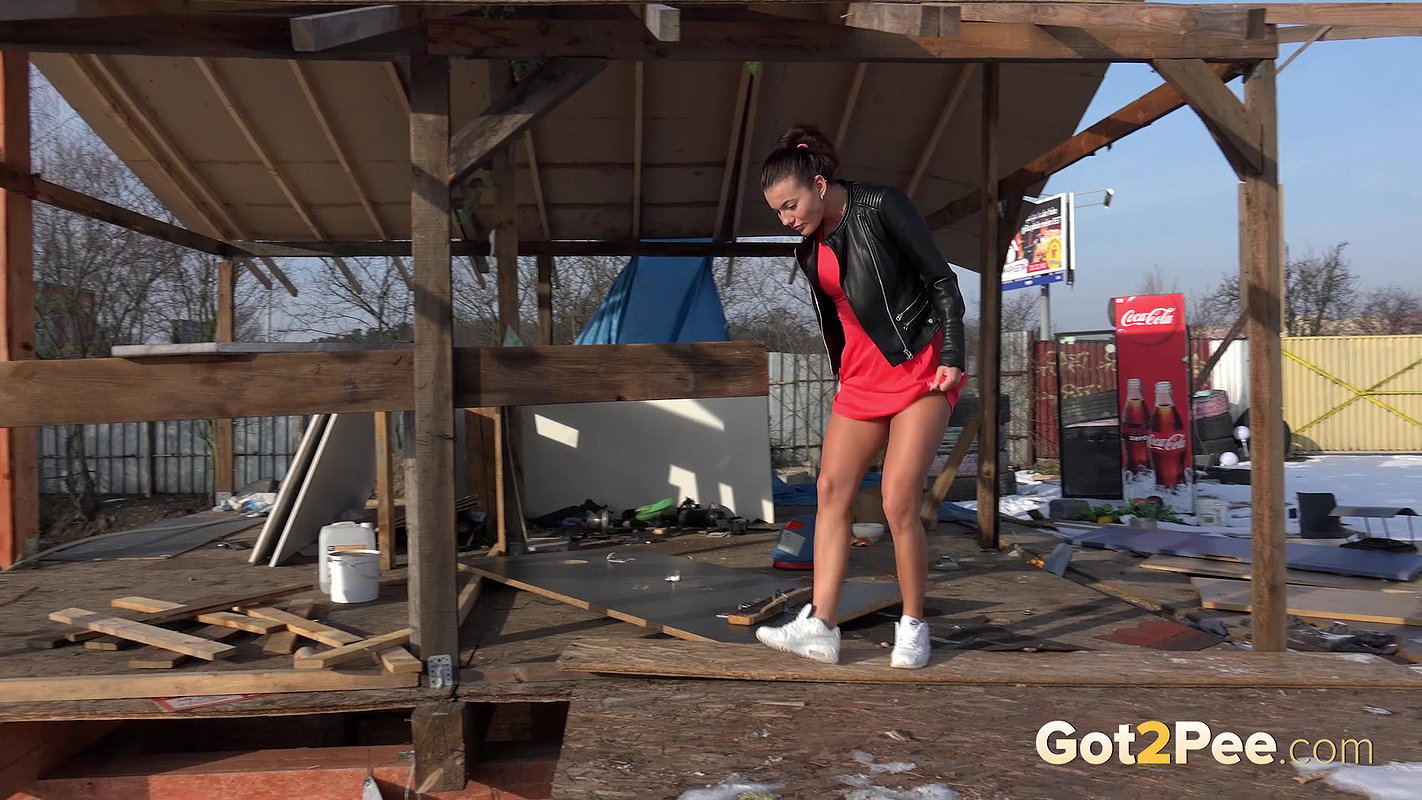 Red And Leather 1080p Got2Pee