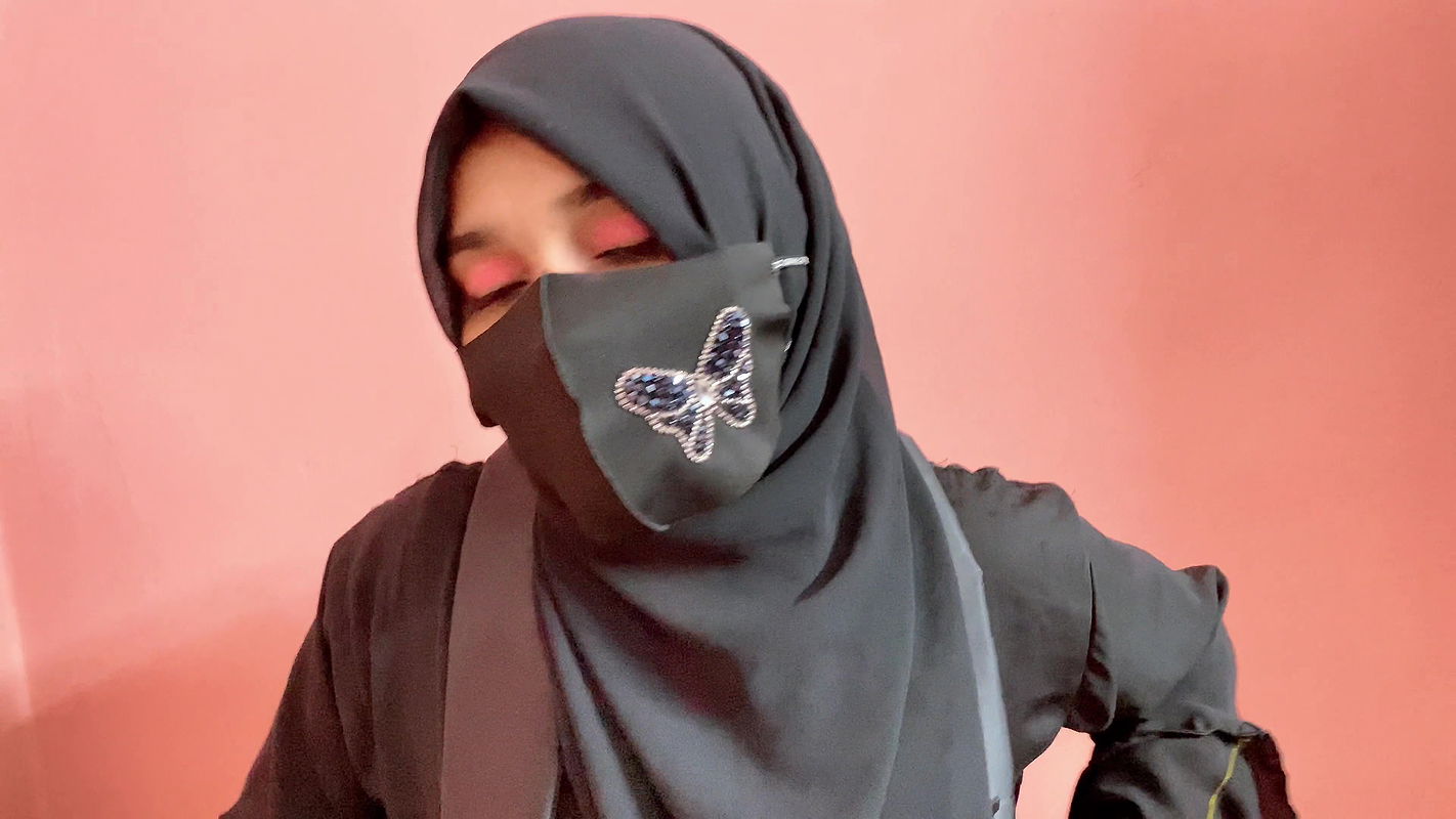 my sexy college Bestie come to my House fucked by boy friend’s Big Dick