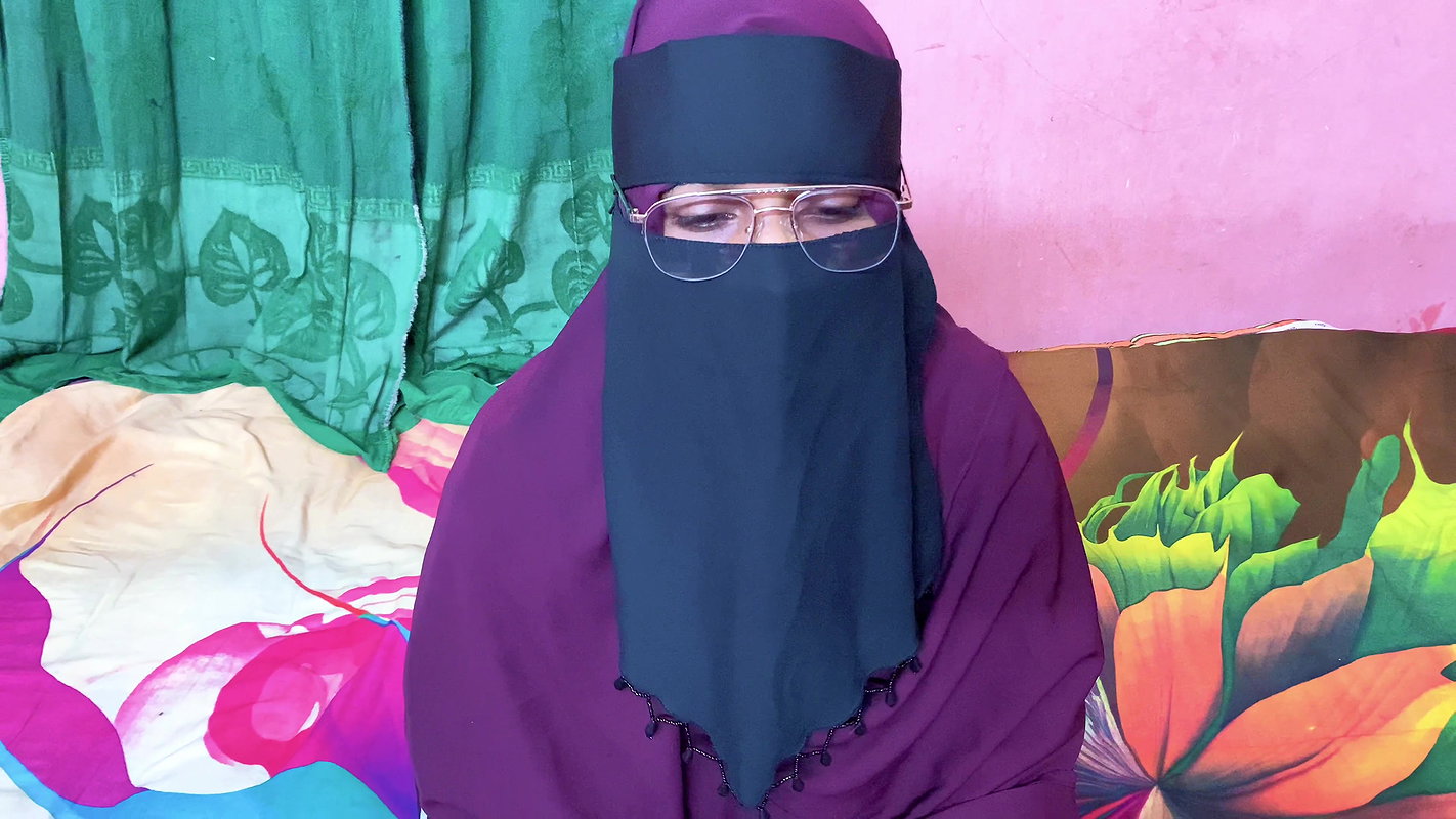 Sarah Secret MEIN ERSTER NYLONS HEELS PISS RIESENPF TZE und NASSE F SSCHEN