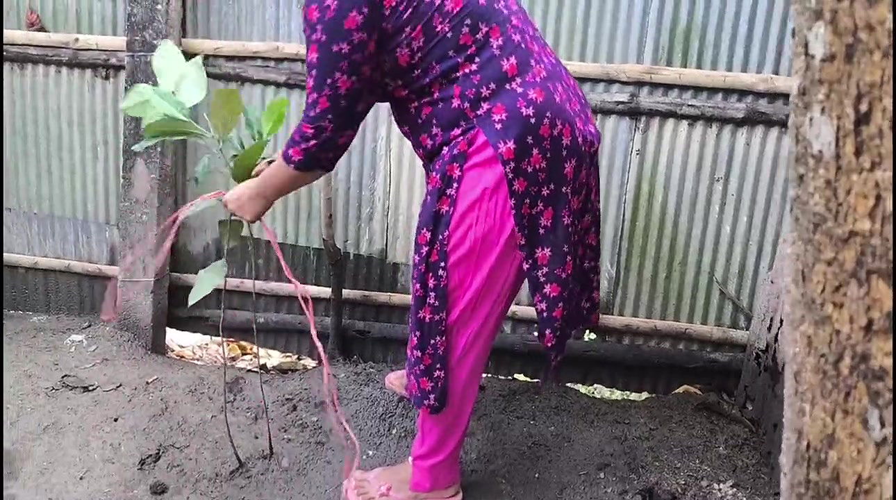 I see my sister going to the bathroom to Urine