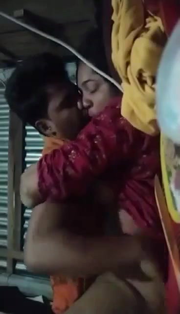 Mature bhabi with bf