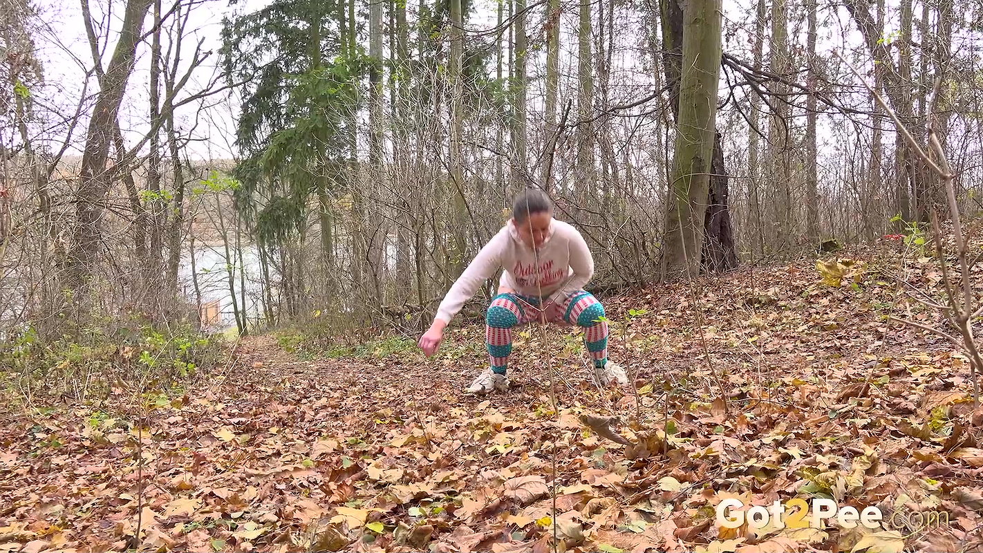 Spraying Over Leaves 1080p Got2Pee