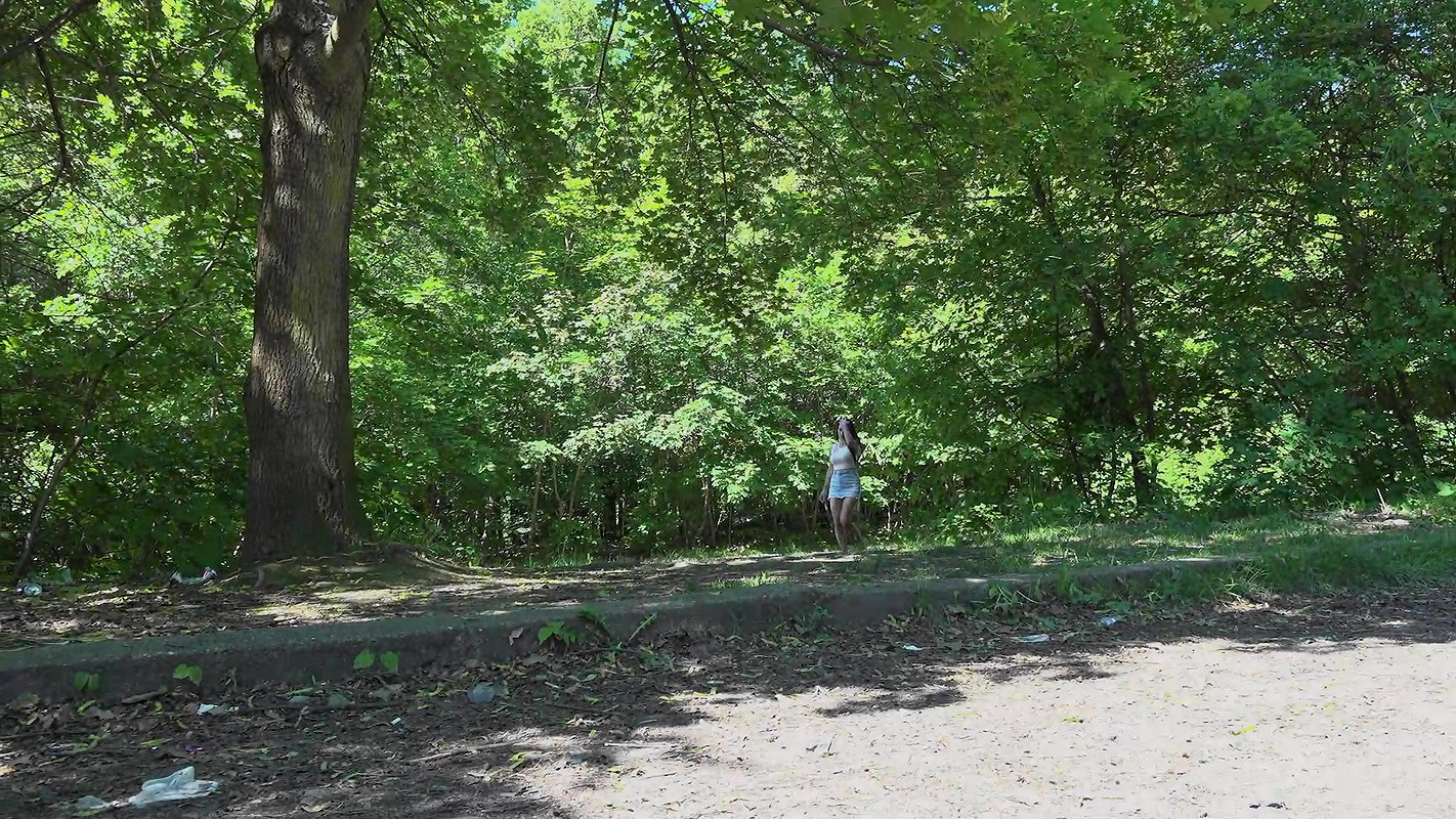 Standing Straight 1080p Got2Pee