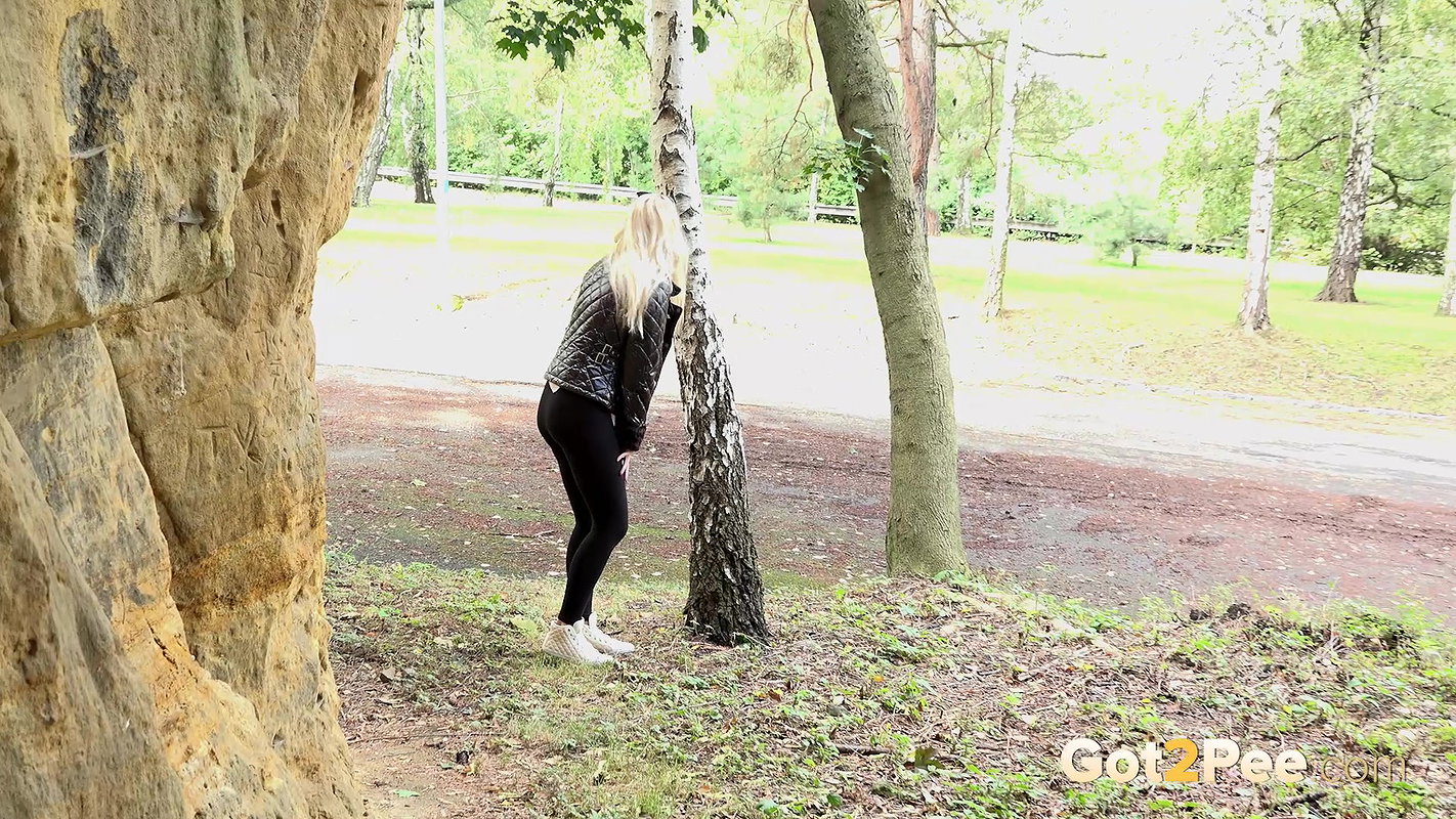 Stone Walling 1080p Got2Pee mp4