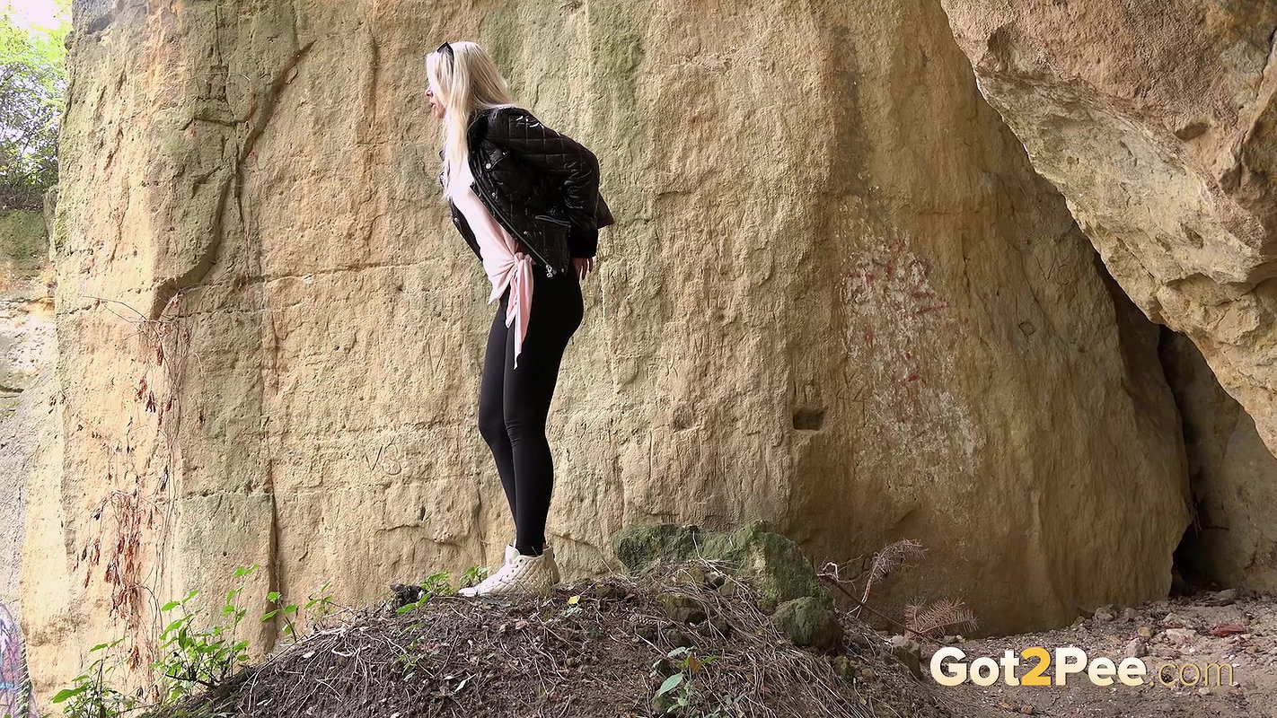 Stone Walling 1080p Got2Pee mp4