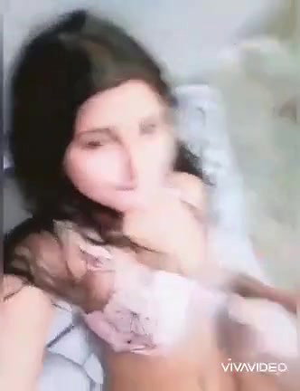 Cute Young Paki Girl Enjoying with Lover Hindi Talking