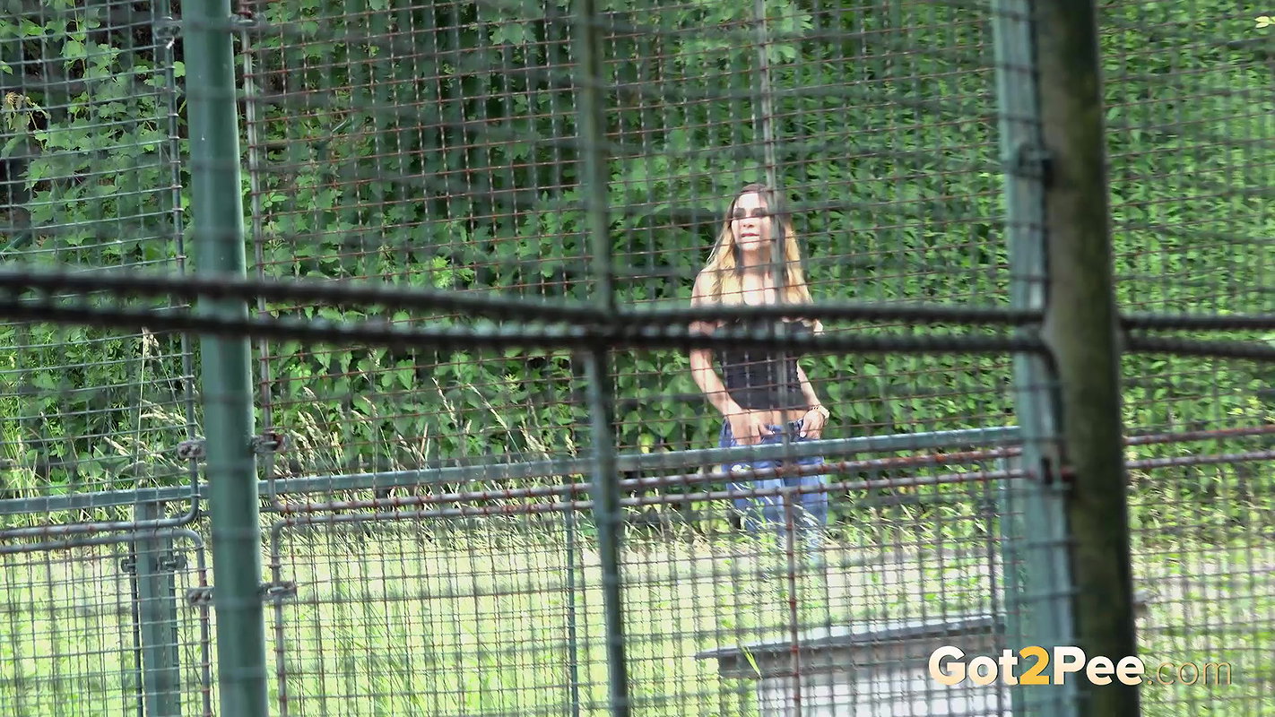 Tip Toed Pee 1080p Got2Pee mp4