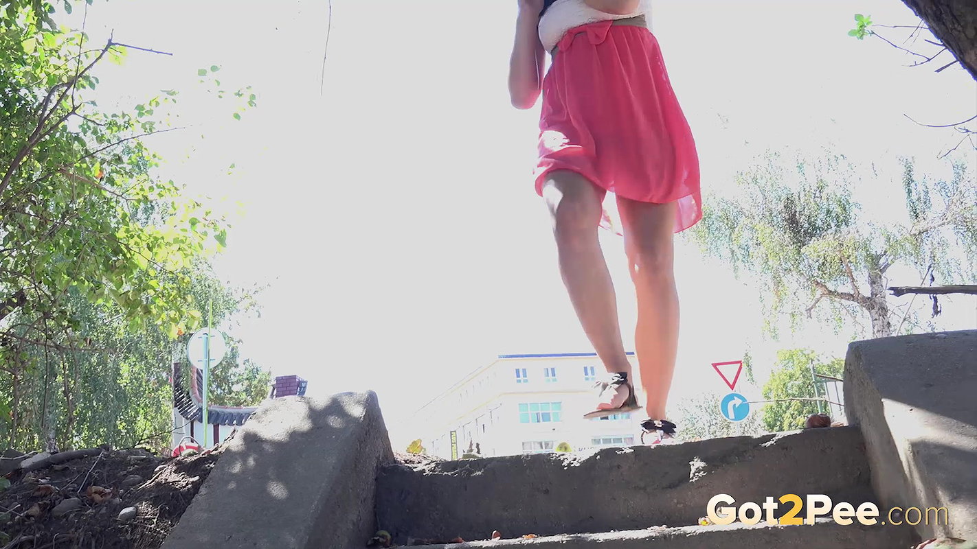 Trickling Steps 1080p Got2Pee Com