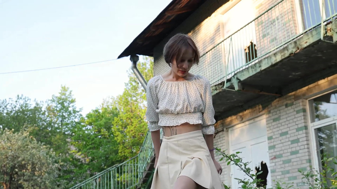 Trickling Tea Got2Pee