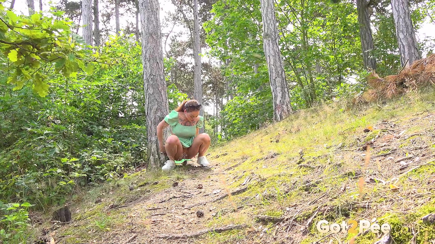 Watching Herself 1080p Got2Pee