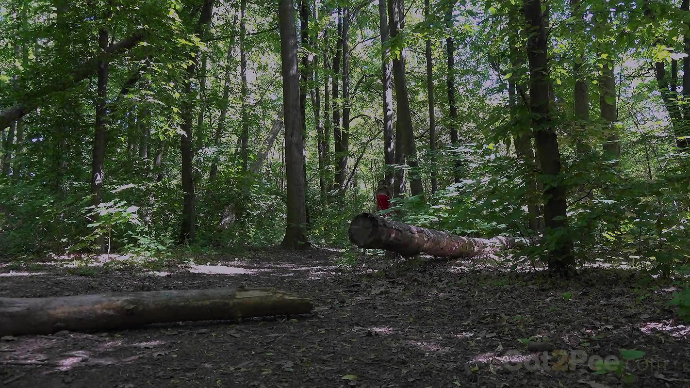 Woodland Piss 1080p Got2Pee