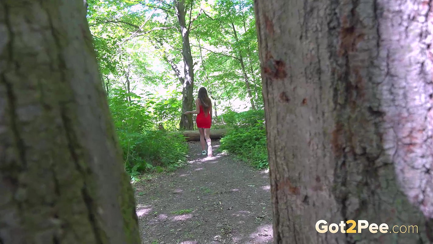 Woodland Piss 1080p Got2Pee