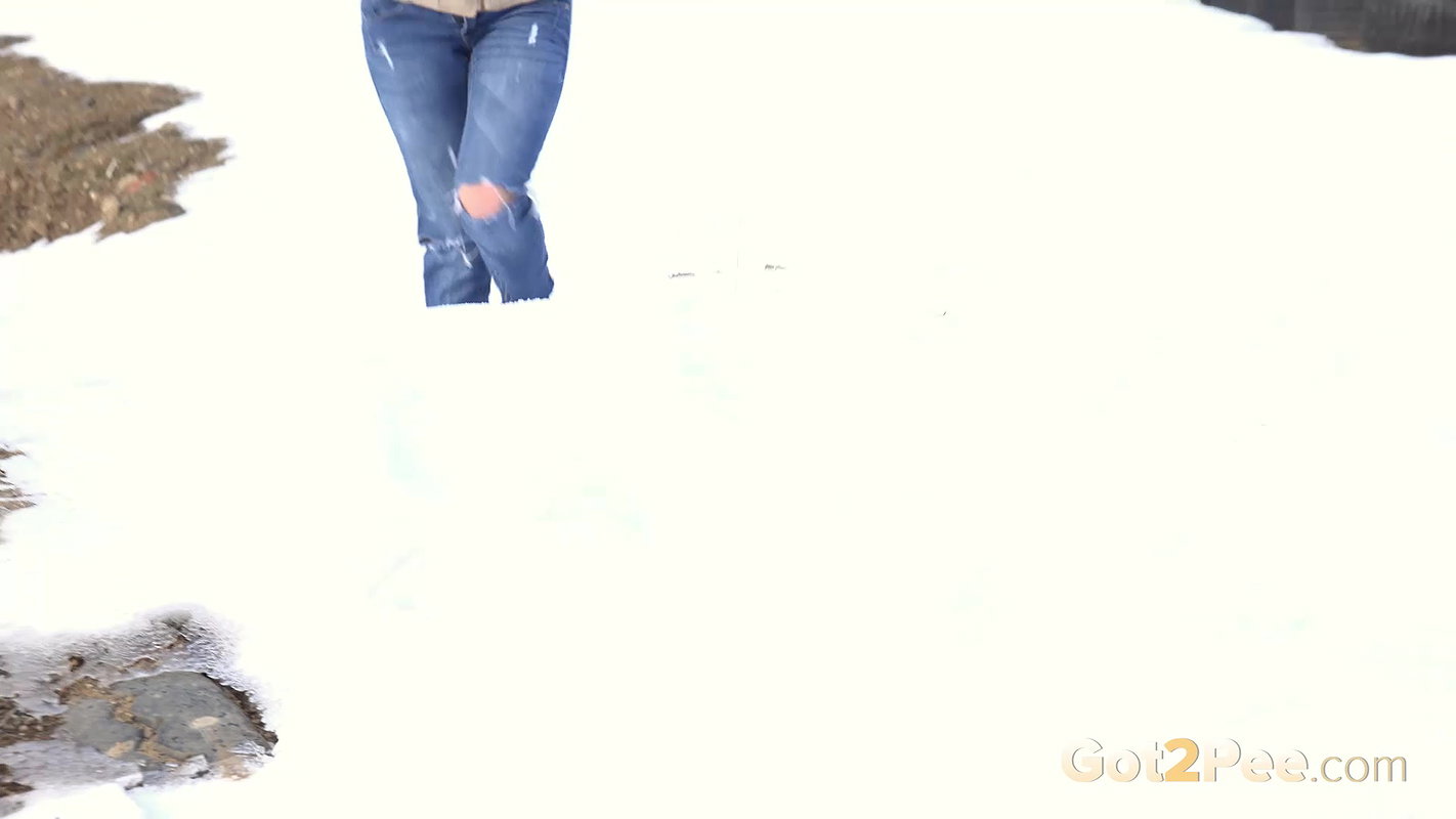 Xxl Pussy Pee 1080p Got2Pee