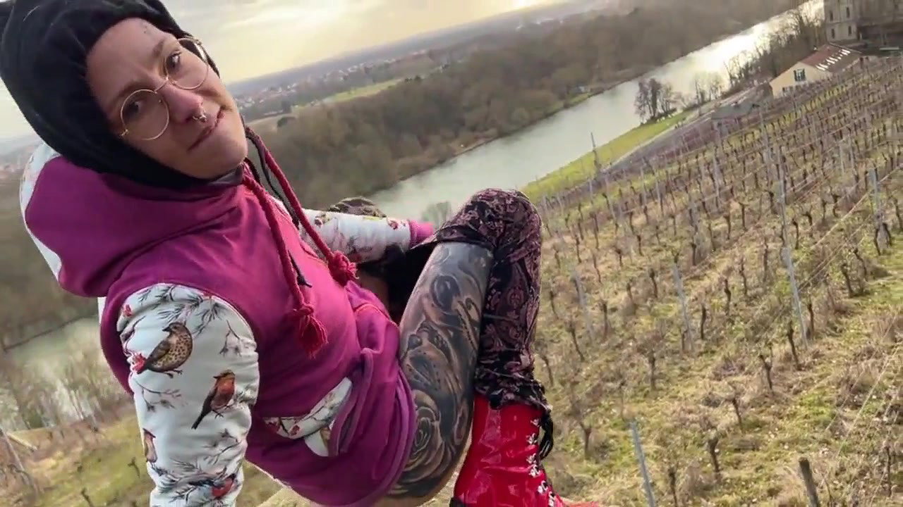 rlyCate Piss mit Aussicht 100 Prozent Uncut