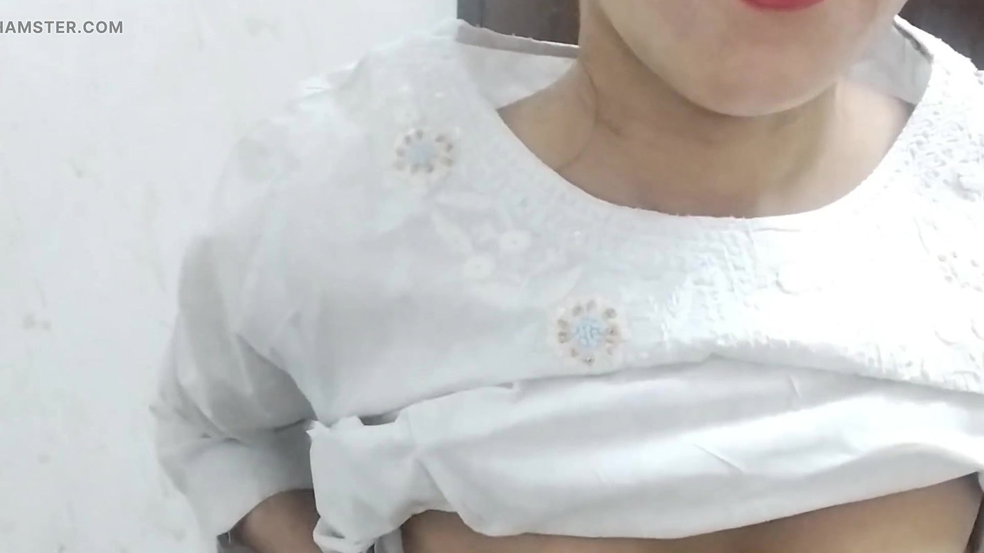 Bidhwa bhabhi ko ghar me band karke pel diya