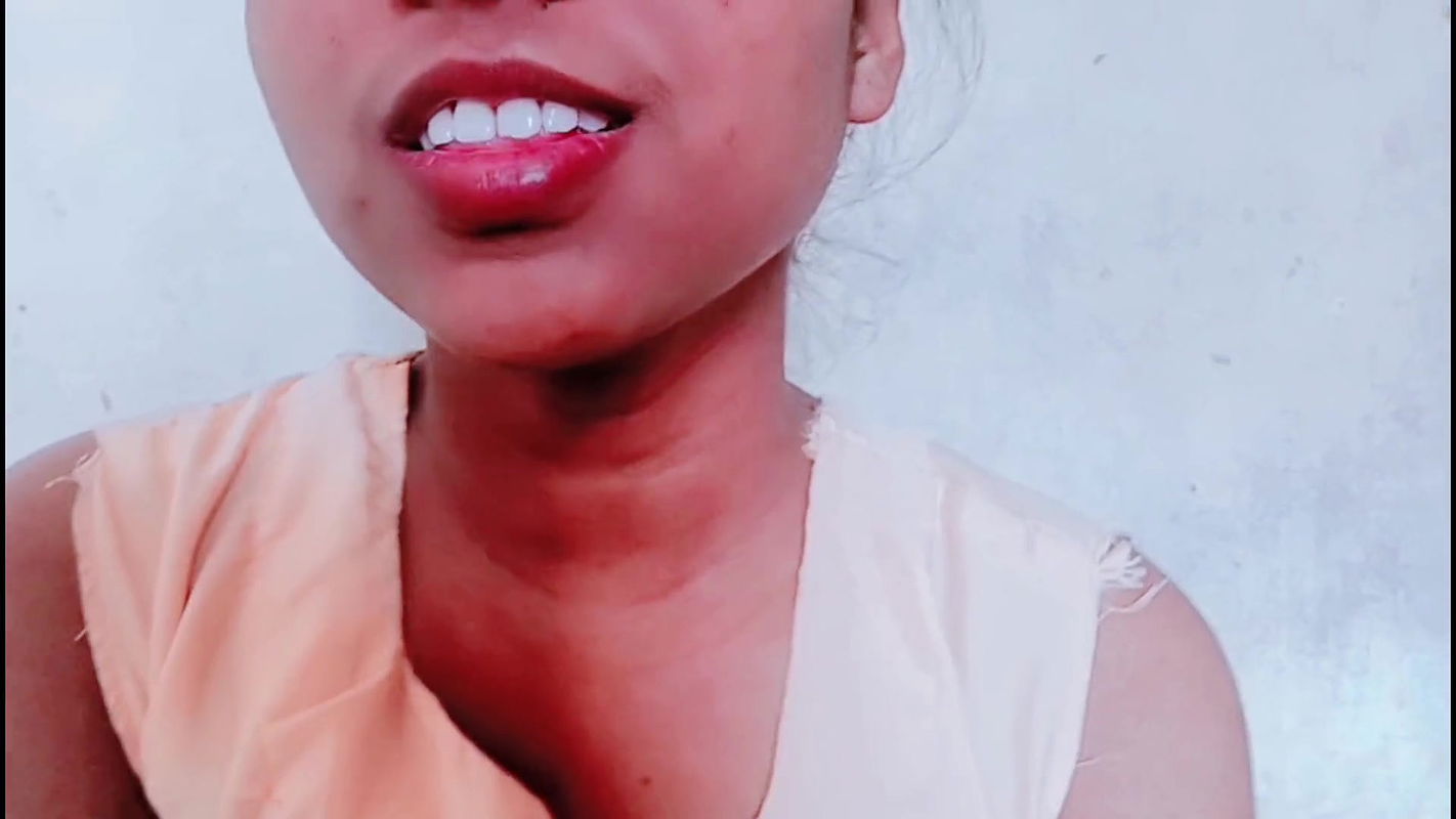 The landlord fucked the beautiful tenant