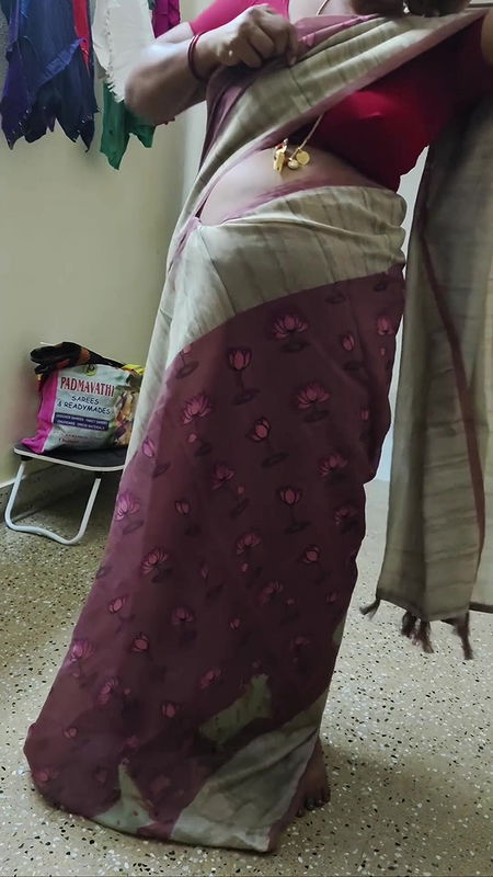 Aunty Enjoyed with Delivery Boy