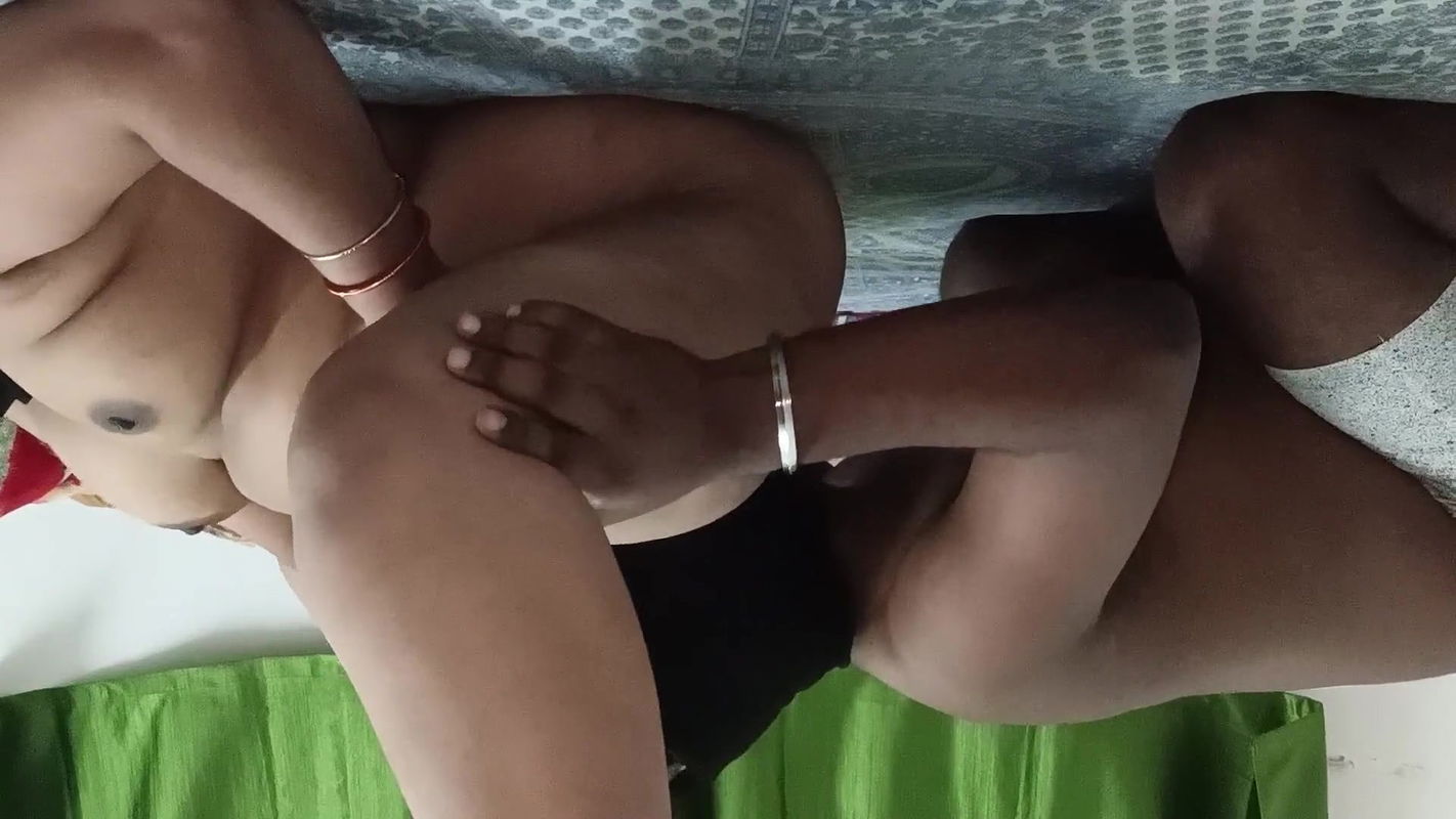 Desi Indian Girl Having Romantic Hardcore Fuck in Pussy