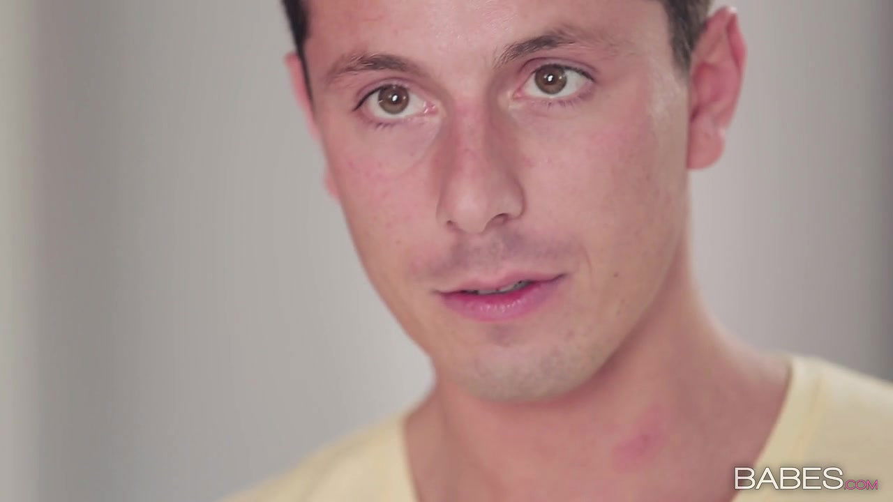 Shrima Malati and Ava Courcelles Hot Yoga