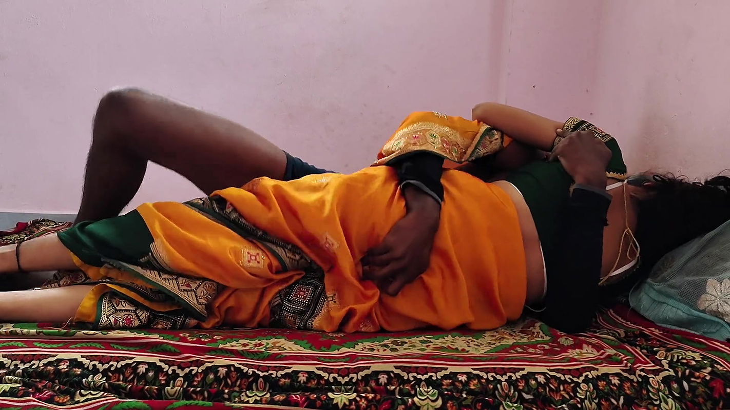 18 years Old Couple First Time Sex When They Alone at Home Hardcore & Hardfuckig Sex