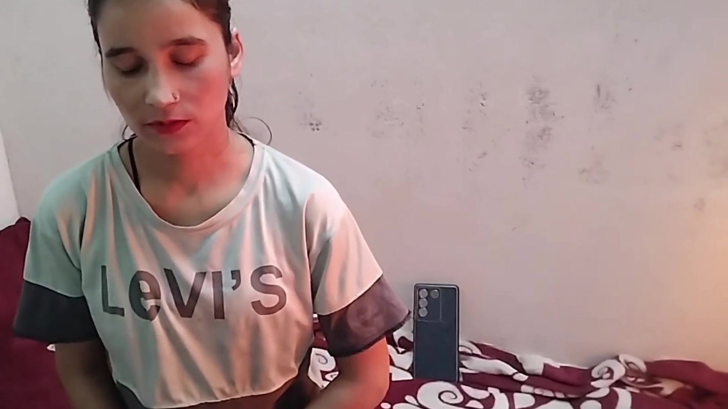 Abbu jaan ne meri doodh daba daba kar pela