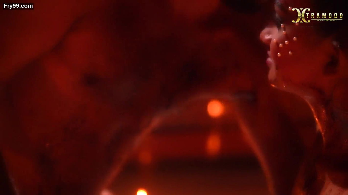 CHOCOLATE GIRL SUDIPA WANTS BIG COCK