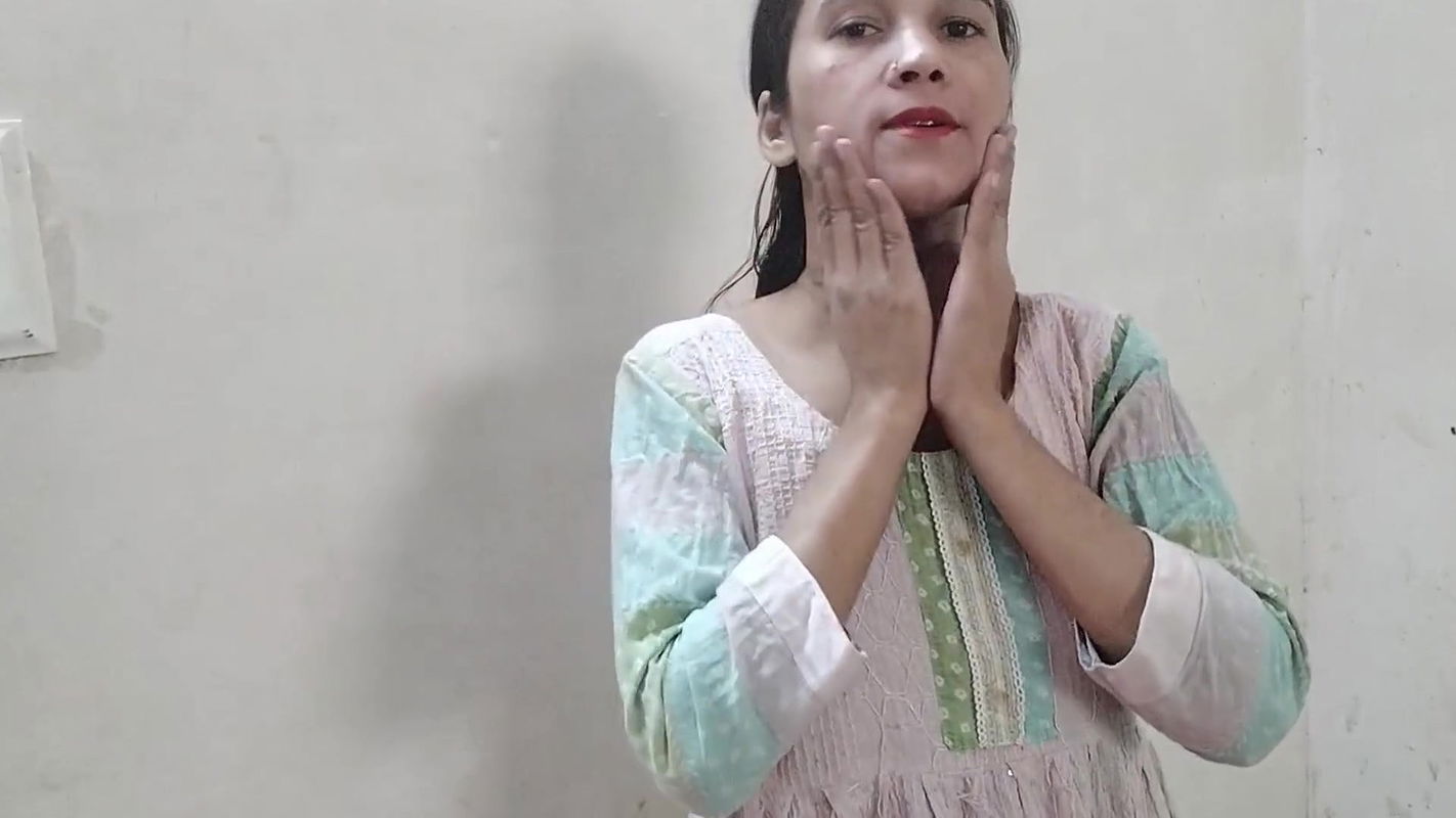 Desi gaao ki larki ko paise dekar jabar dasti pela